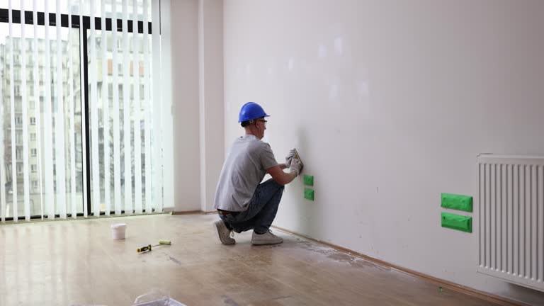 Wallpaper Removal and Painting in Columbia, MO